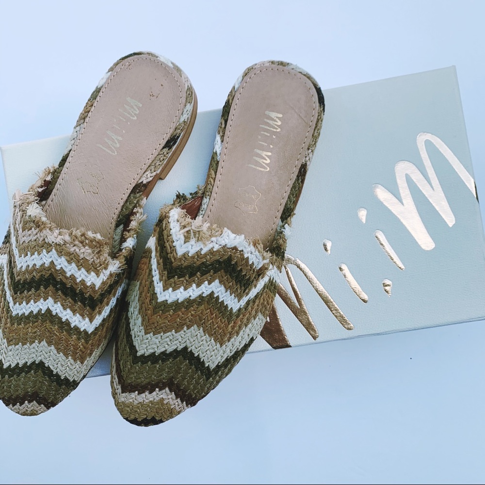 Mi.iM | Multi Color Neutral Chevron Mules Size 6